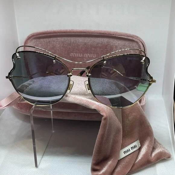 Miu Miu | Accessories | Miu Miu Butterfly Sunglasses Uvauvb  display picture 2